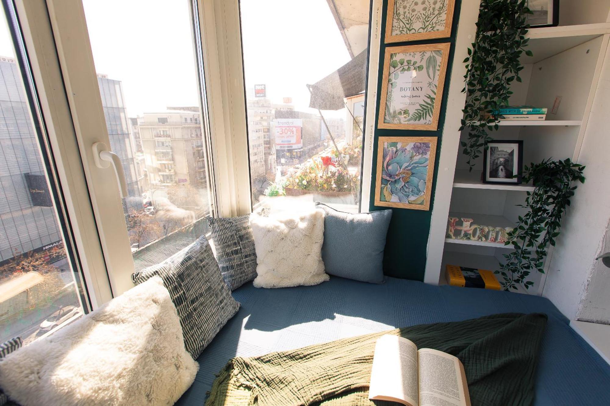 Old Town Apartment With Amazing View From The Balcony Bukarest Exteriör bild