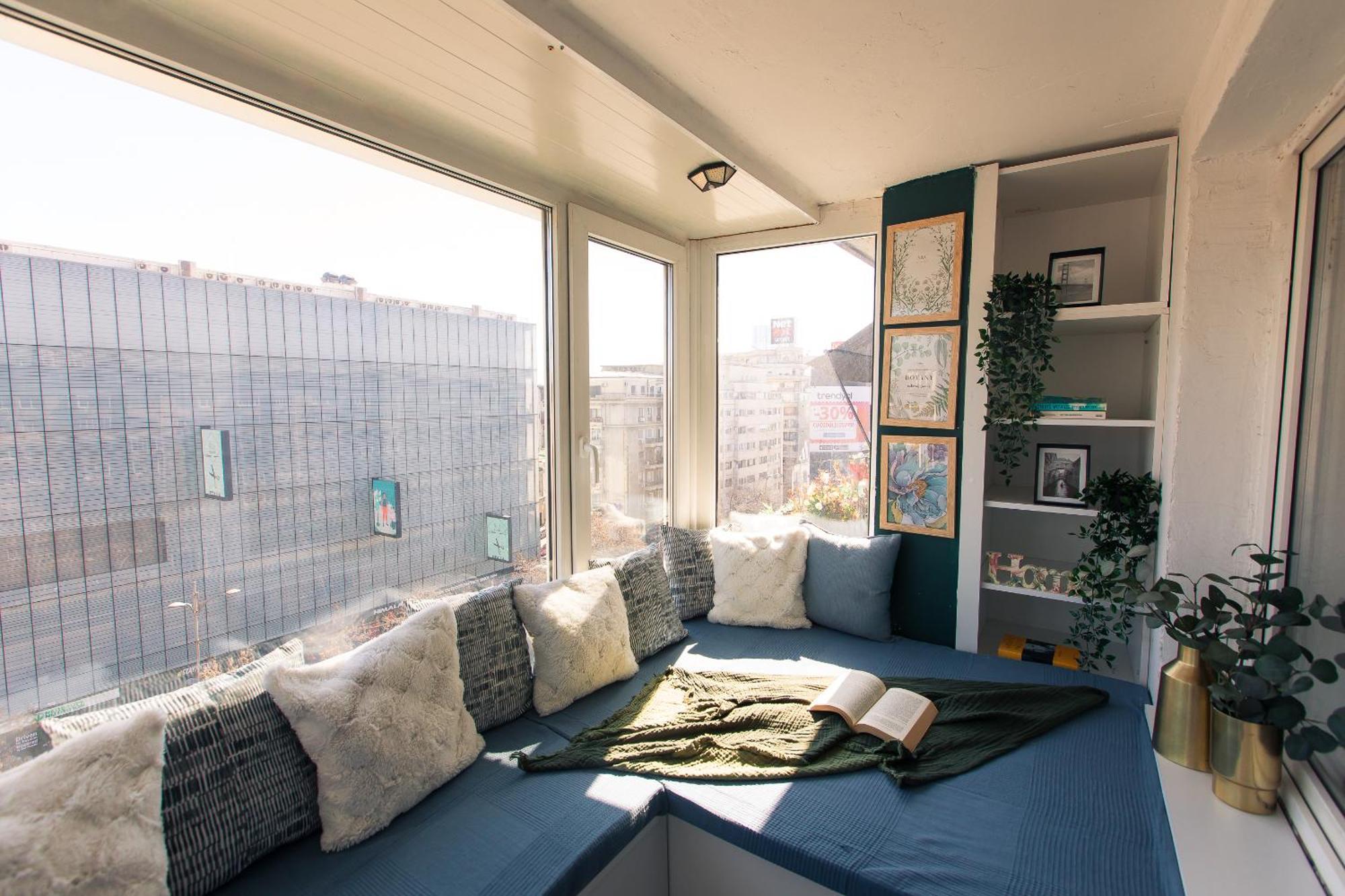 Old Town Apartment With Amazing View From The Balcony Bukarest Exteriör bild